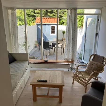 Nyrenoveret Charmerende Hébergement de vacances *